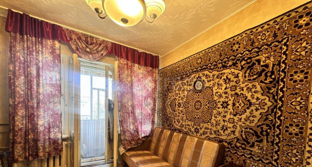 Комната, 17 м2, 5/5 эт. Москва - изображение 1