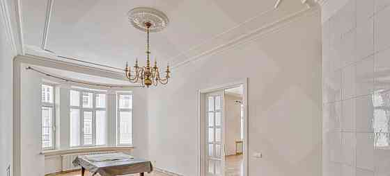 6-комн. квартира, 330 м2, 5/6 эт. Москва