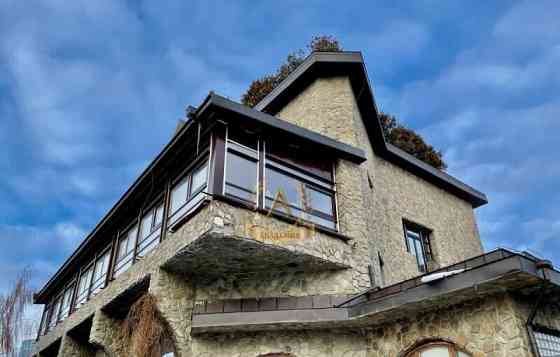 Дом, 1400 м2 Москва