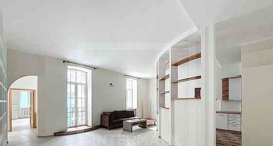 4-комн. квартира, 120 м2, 3/5 эт. Москва