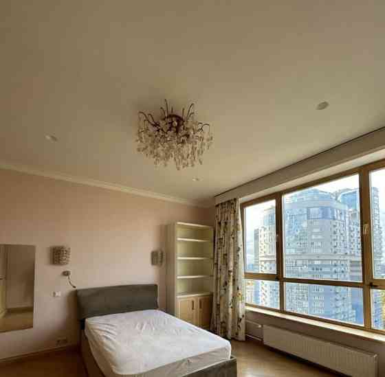6-комн. квартира, 250 м2, 12/23 эт. Москва