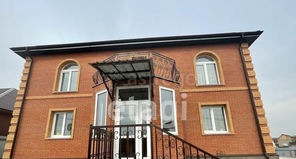 Дом, 200 м2, 18 соток, 2 эт. Емельяново - изображение 1