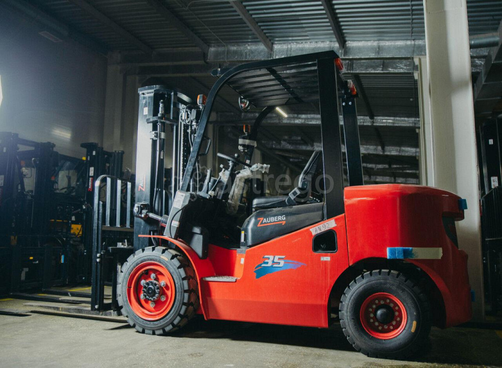 Бензиновый вилочный погрузчик ZAUBERG GB35 Zauberg Кемерово - изображение 1