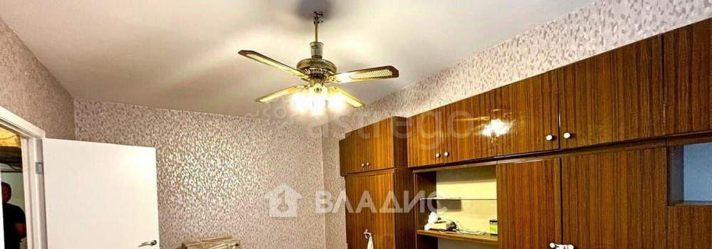 Комната, 18.8 м2, 1/5 эт. Москва - изображение 1