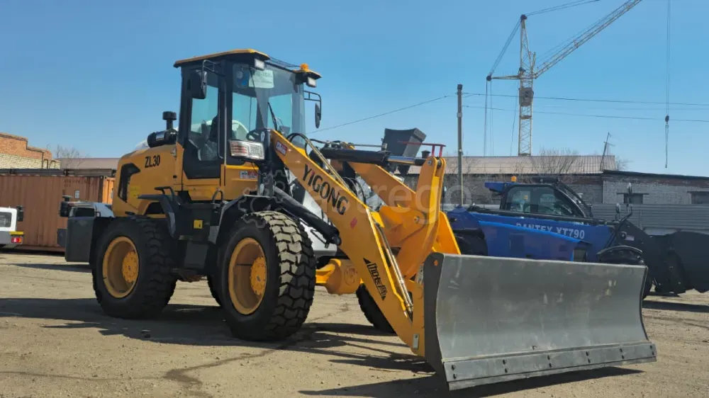 Фронтальный Погрузчик Yigong ZL30 Томск - изображение 3