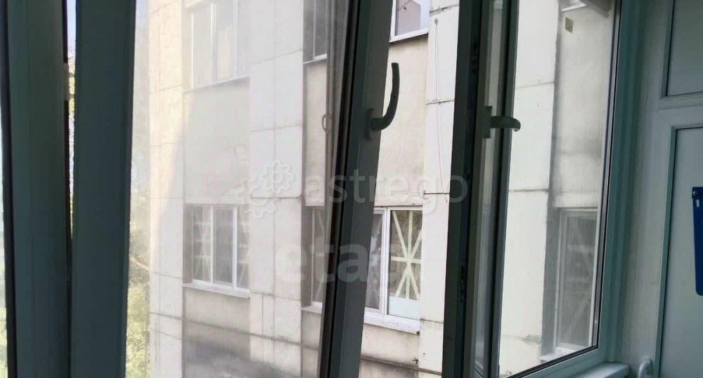 Комната, 20 м2, 1/5 эт. Белгород - изображение 5