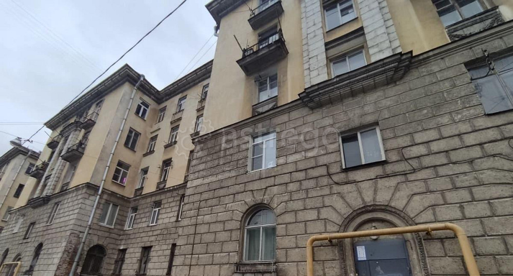 Комната, 10.8 м2, 3/6 эт. Санкт-Петербург - изображение 1