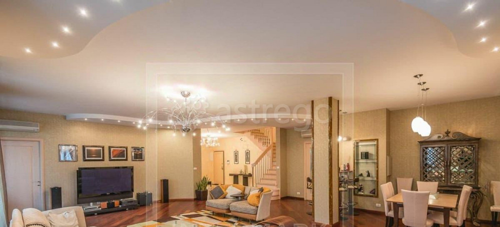 4-комн. квартира, 220 м2, 3/5 эт. Москва - изображение 2