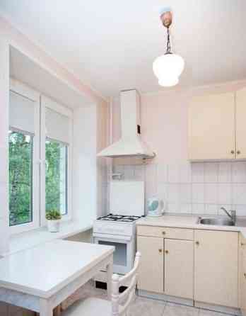2-комн. квартира, 44 м2, 4/5 эт. Москва