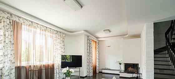 4-комн. квартира, 240 м2, 2/3 эт. Санкт-Петербург