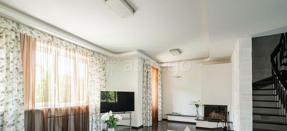 4-комн. квартира, 240 м2, 2/3 эт. Санкт-Петербург - изображение 3