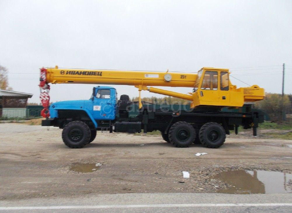 Автокран Ивановец Урал КС-45717-1 25 т на шасси Урал 4320 (6х6) Самара - изображение 1