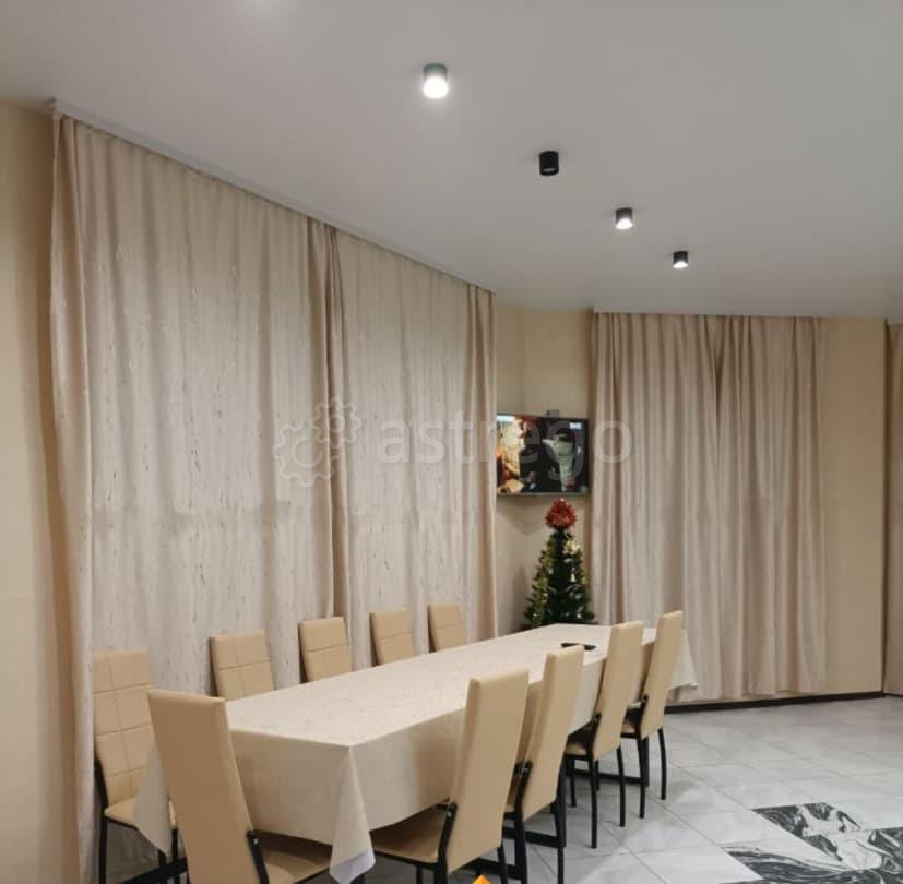 Коттедж, 250 м2, 10 соток, 3 эт. Красноярск - изображение 1