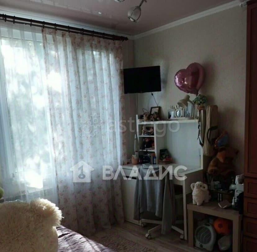 3-комн. квартира, 42 м2, 3/5 эт. Санкт-Петербург - изображение 2