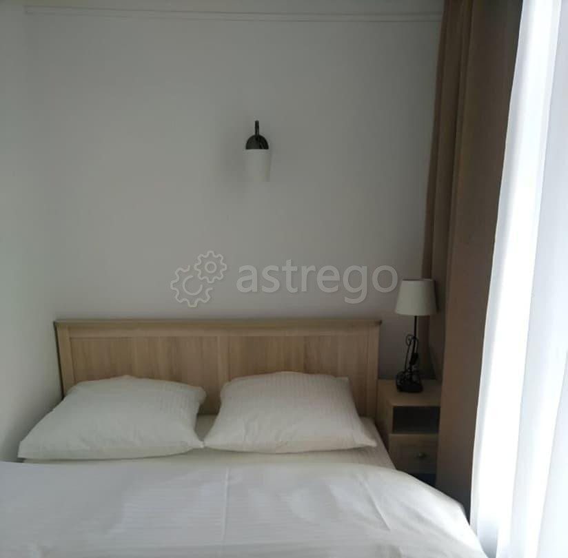 Комната, 10 м2, 5/5 эт. Санкт-Петербург - изображение 1