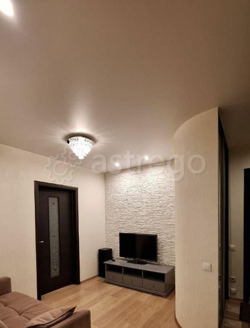 2-комн. квартира, 54 м2, 7/10 эт. Красноярск - изображение 1