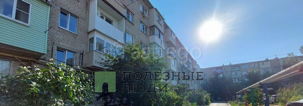 3-комн. квартира, 59 м2, 2/5 эт. Астрахань - изображение 2