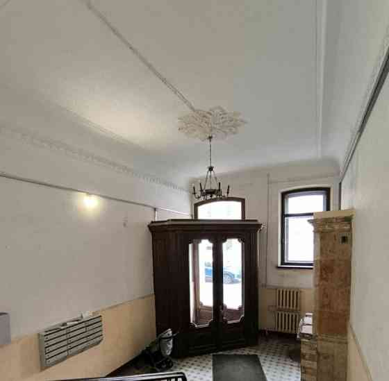 6-комн. квартира, 187.8 м2, 2/4 эт. Санкт-Петербург