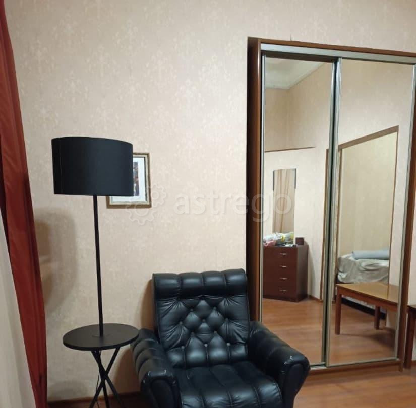 Комната, 90 м2, 2/5 эт. Санкт-Петербург - изображение 6