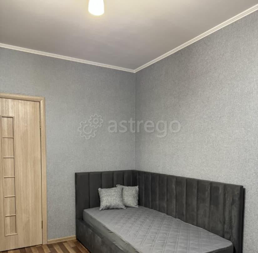 Комната, 14 м2, 2/12 эт. Москва - изображение 1