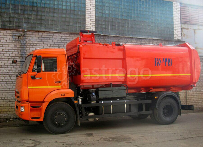 Мусоровоз с боковой загрузкой КО-449-19 на шасси КАМАЗ 43253-3010-69 универсальный захват Коммаш Краснодар - изображение 1