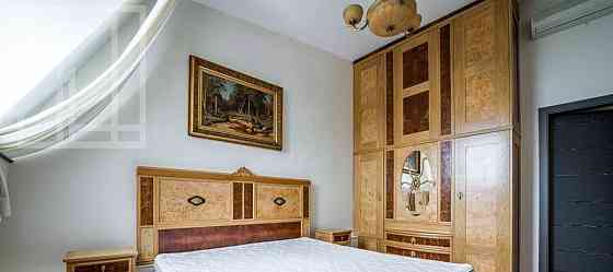 5-комн. квартира, 140 м2, 6/7 эт. Москва