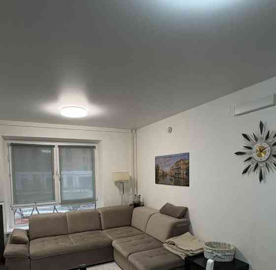 2-комн. квартира, 65.3 м2, 2/32 эт. Москва