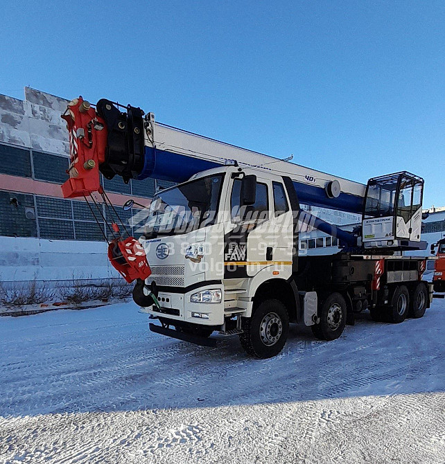 Автокран 40 т 8.45 м Клинцы на шасси FAW 8х4 Москва - изображение 1