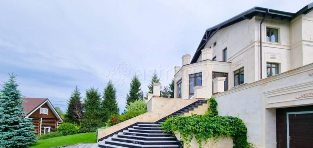 Коттедж, 400 м2, 23 сотки, 3 эт. Иглино - изображение 1