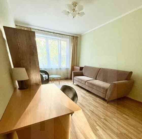 1-комн. квартира, 35 м2, 3/9 эт. Москва