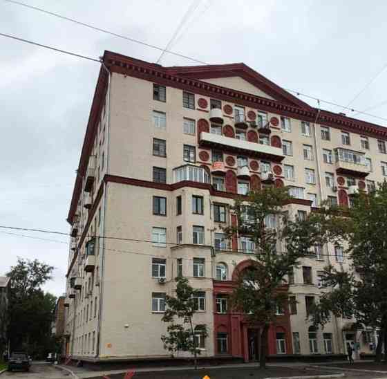Комната, 66 м2, 2/8 эт. Москва