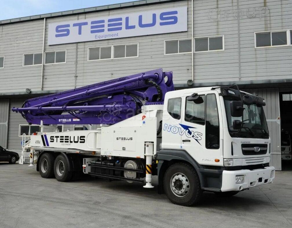 Автобетононасос Steelus SPT41R4 на шасси Daewoo Novus CL8KR Москва - изображение 1
