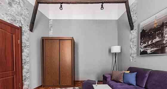 3-комн. квартира, 80 м2, 2/4 эт. Санкт-Петербург