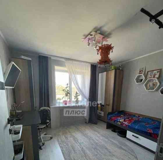 3-комн. квартира, 69.2 м2, 1/5 эт. Коряжма