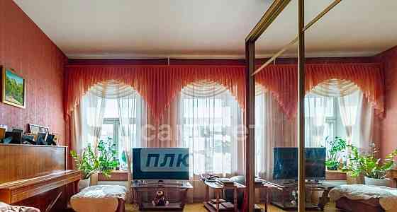 5-комн. квартира, 127 м2, 4/4 эт. Санкт-Петербург