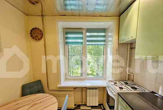 2-комн. квартира, 46 м2, 3/5 эт. Москва