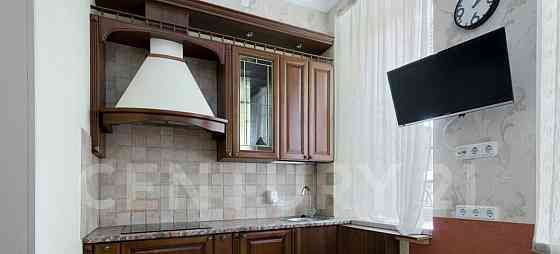 5-комн. квартира, 137.2 м2, 2/5 эт. Санкт-Петербург