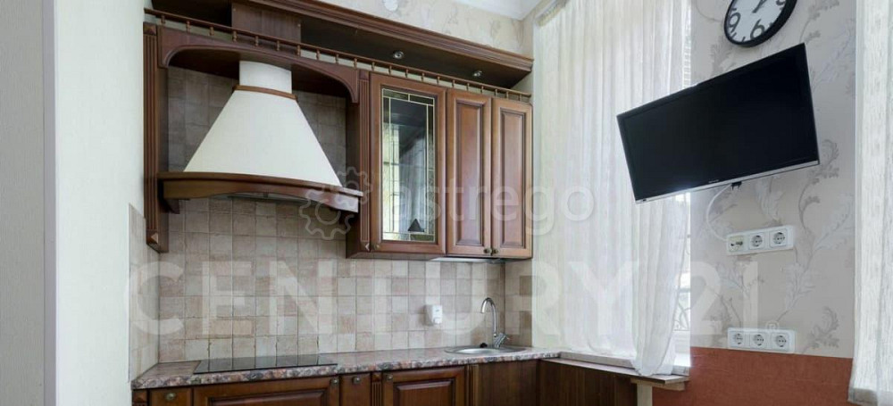 5-комн. квартира, 137.2 м2, 2/5 эт. Санкт-Петербург - изображение 1