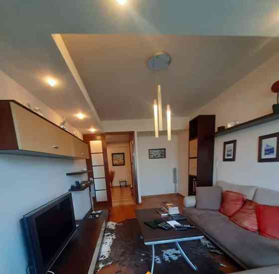 4-комн. квартира, 130 м2, 8/17 эт. Москва