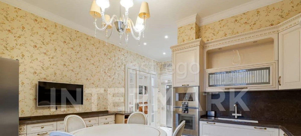 3-комн. квартира, 173 м2, 3/10 эт. Москва - изображение 4