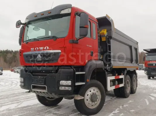 Самосвал HOWO TX Москва - изображение 1