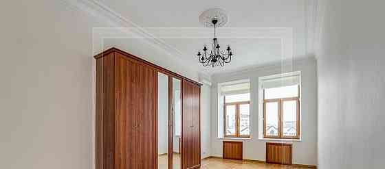 5-комн. квартира, 170 м2, 6/7 эт. Москва