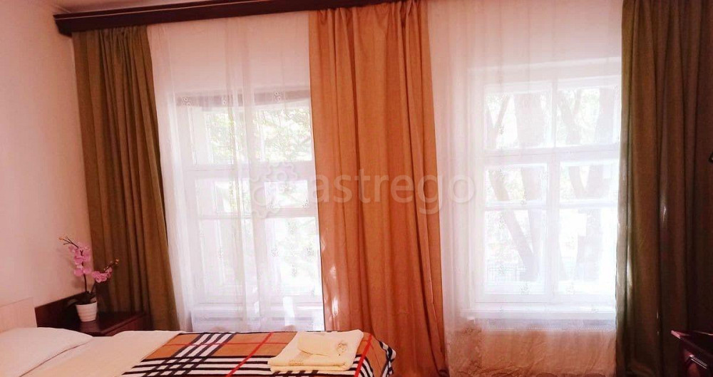 2-комн. квартира, 76 м2, 2/4 эт. Санкт-Петербург - изображение 4