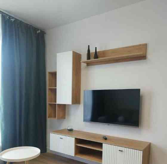 2-комн. квартира, 40 м2, 24/33 эт. Москва