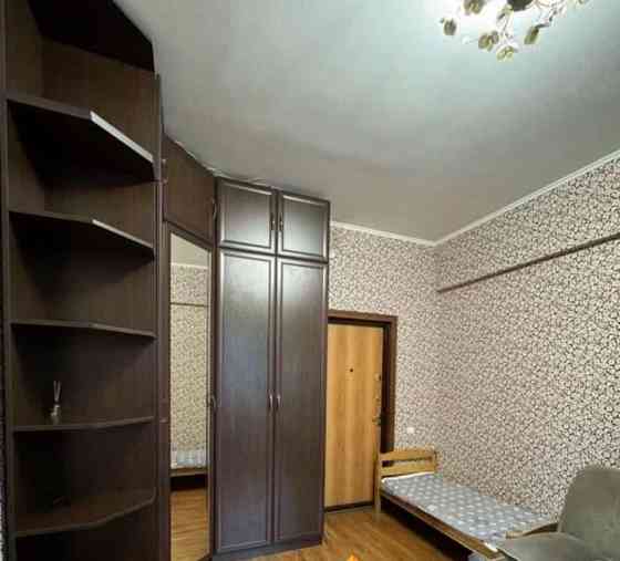 Комната, 98 м2, 2/5 эт. Москва