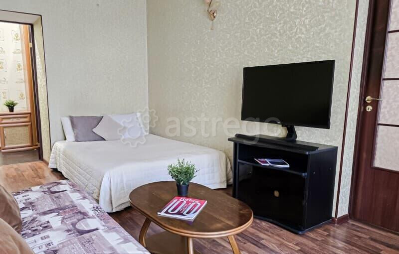 2-комн. квартира, 72 м2, 1/5 эт. Норильск - изображение 1