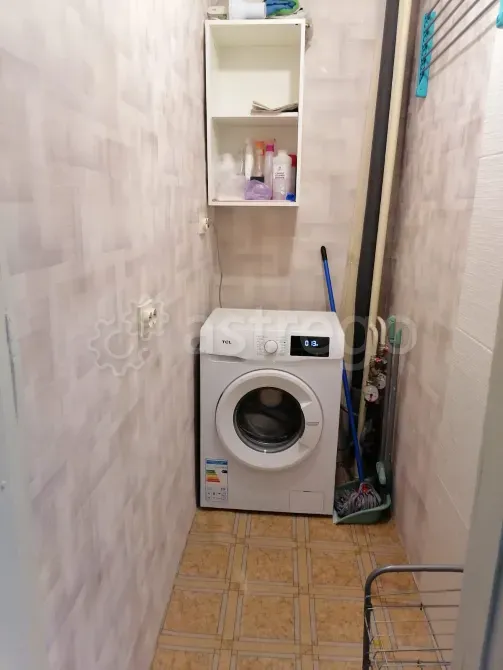 Сдам 2-комн. квартиру, 37 м2, 2/9 эт., долгосрочно Томск - изображение 1