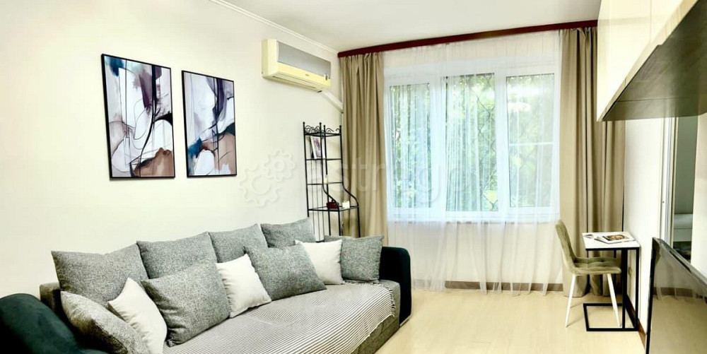 2-комн. квартира, 46 м2, 1/5 эт. Москва - изображение 1