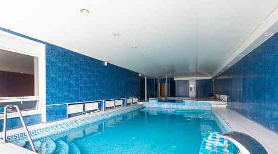 Коттедж, 1300 м2 Лобня