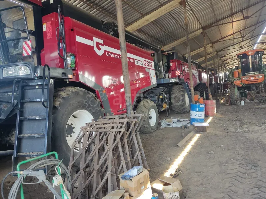 Зерноуборочные Комбайны РСМ142 Акрос 585 И Зерноуборочные Комбайны Палессе GS12 Ставрополь - изображение 3